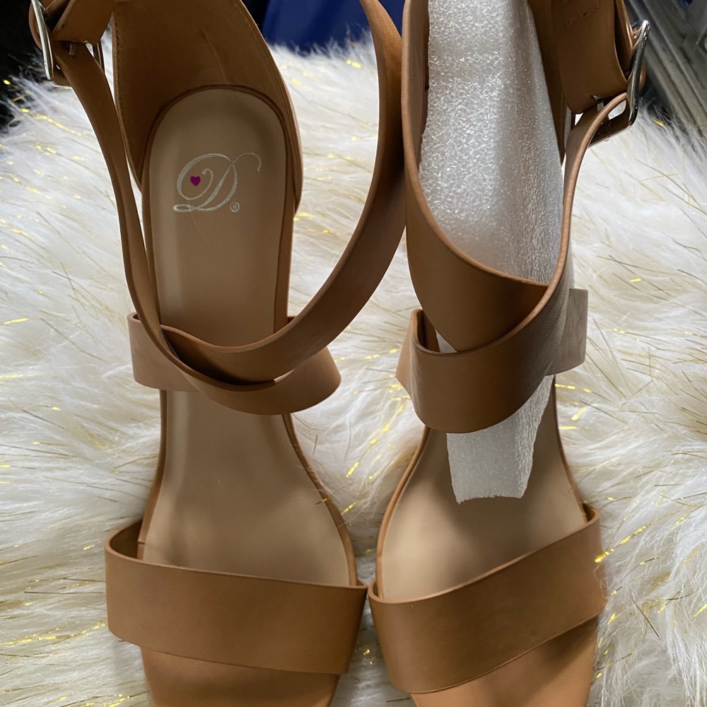 Tan Heels